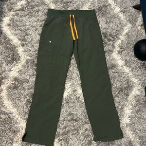 Figs Kade Cargo Scrub Pants